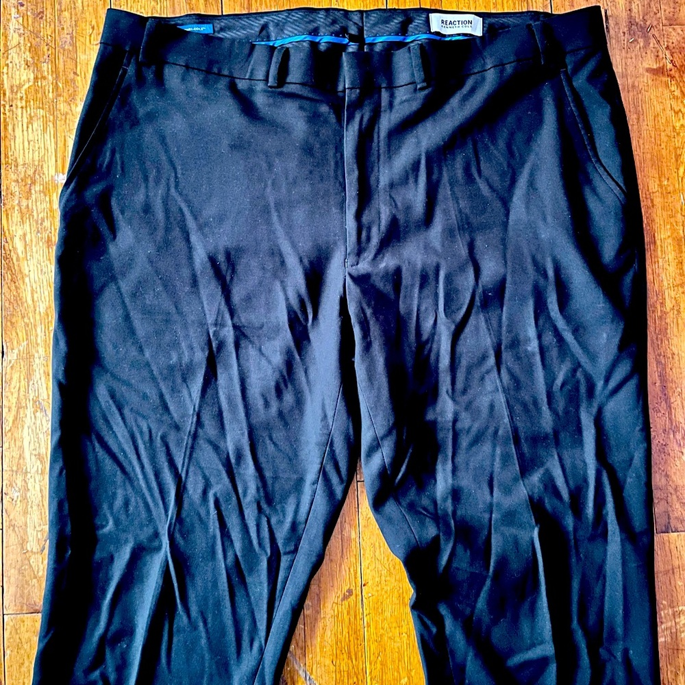 Kenneth Cole Reaction Series Black Dress Pants